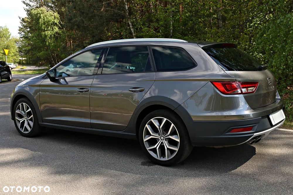 Seat Leon 2.0 TDI X-Perience S&S 4Drive - 21