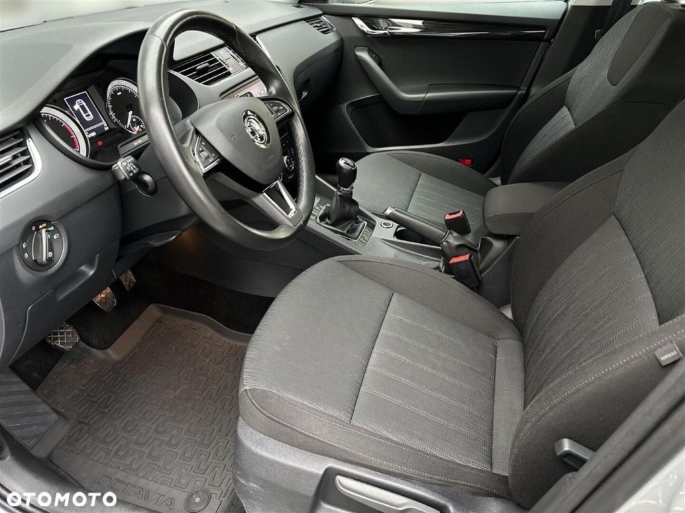 Skoda Octavia 1.5 TSI GPF ACT Style - 9
