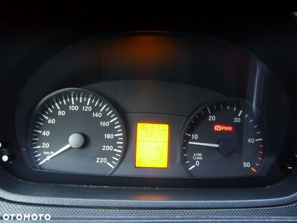 Mercedes-Benz Vito Lang CREW - 19