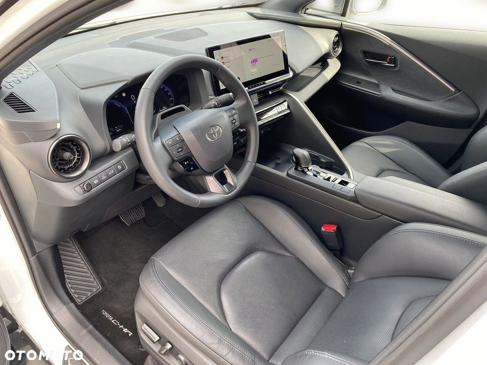Toyota C-HR - 10