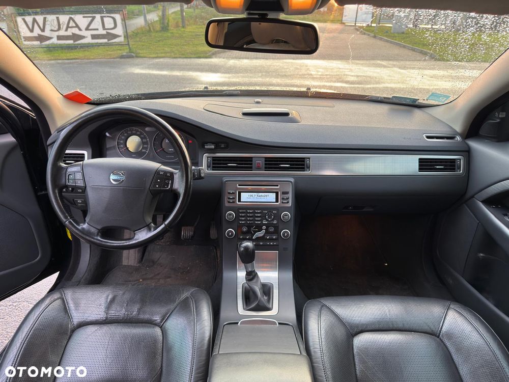 Volvo V70 D5 Summum - 6