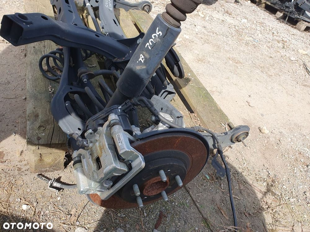 KIA SOUL III ZAWIESZENIE BELKA TYŁ SANKI 2023 - 7