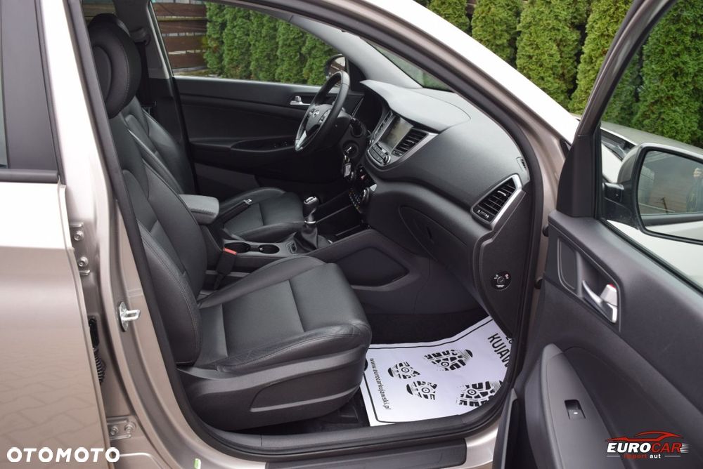 Hyundai Tucson 1.6 GDi Comfort 2WD - 17