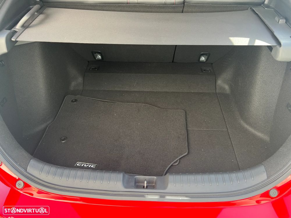 Honda Civic 1.0 i-VTEC Turbo Dynamic Limited Edition - 18