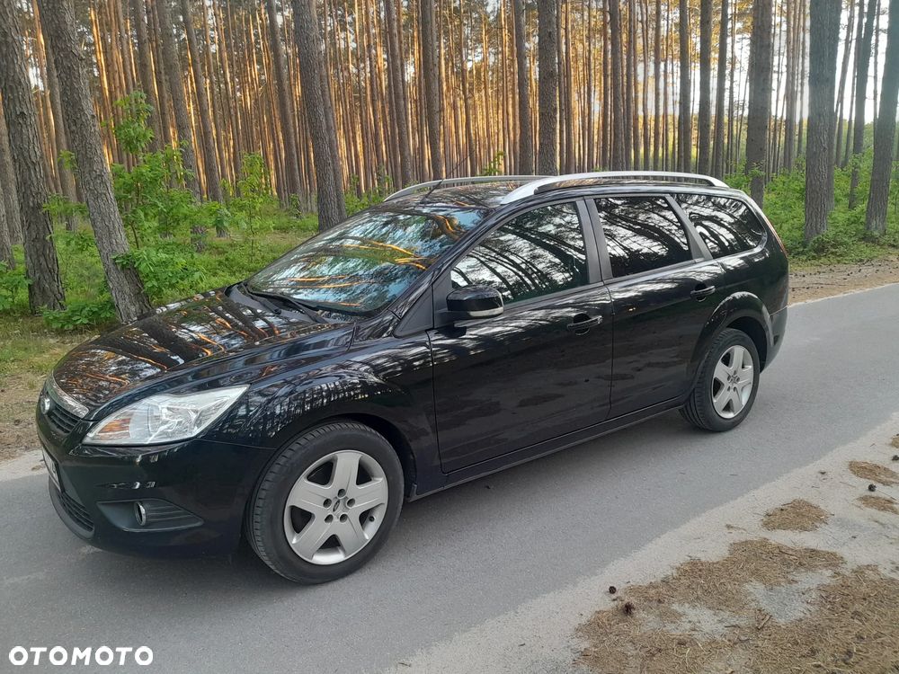 Ford Focus Ghia - 5