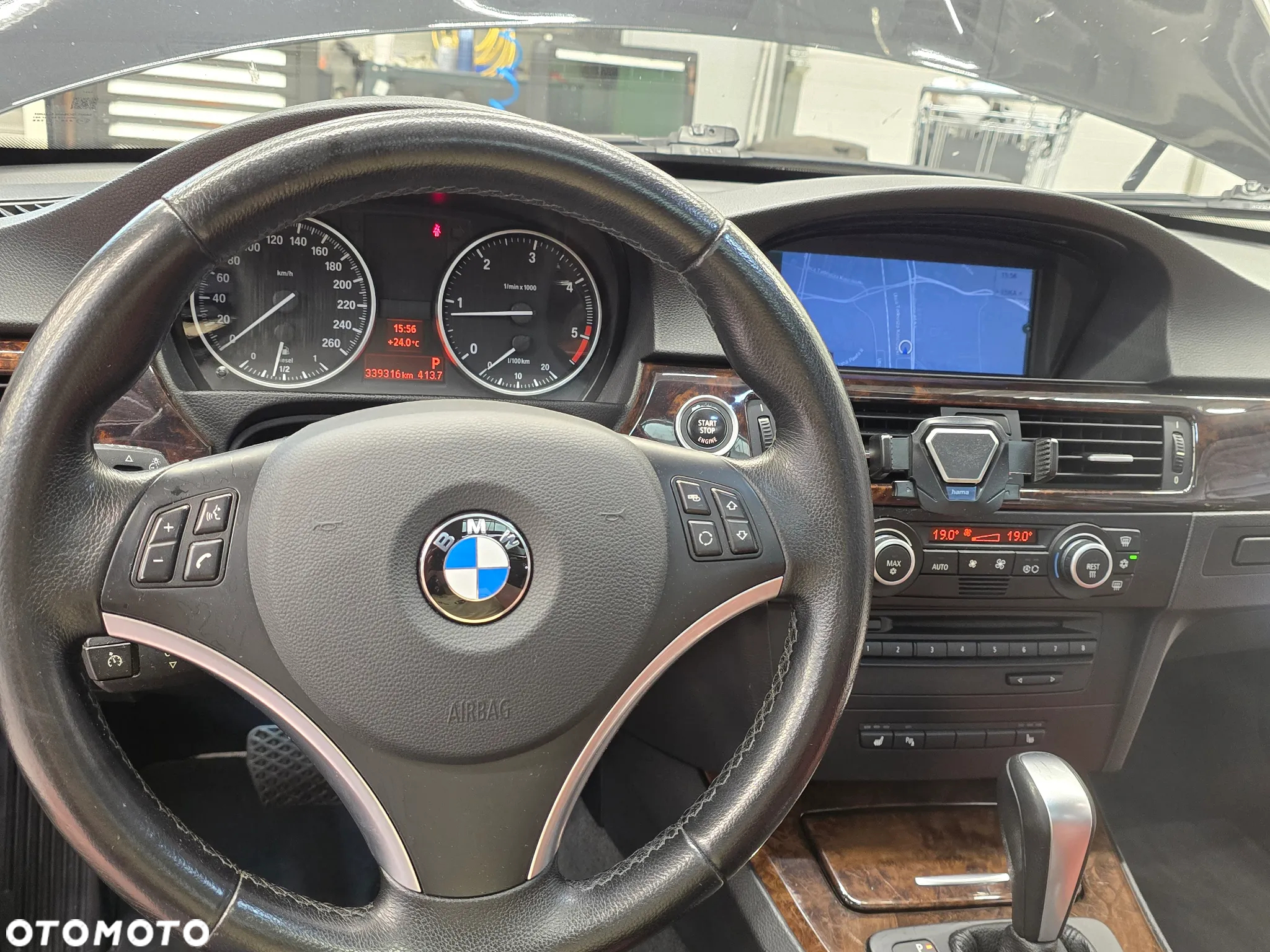 BMW Seria 3 320d DPF Touring - 18