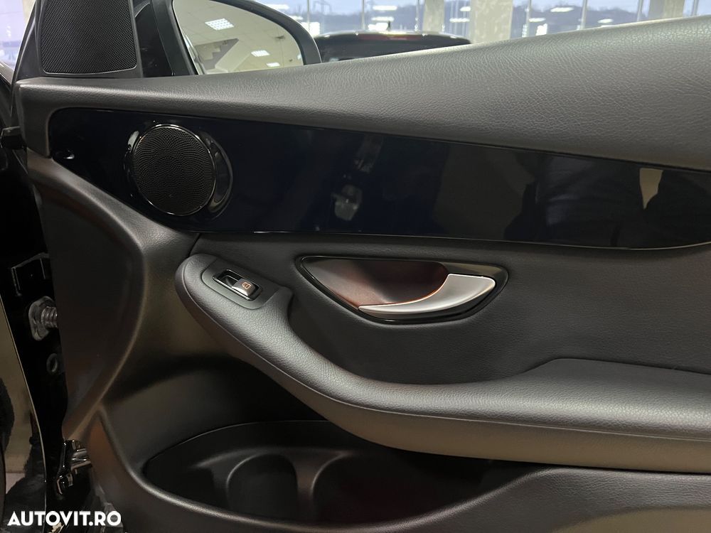 Mercedes-Benz GLC - 16