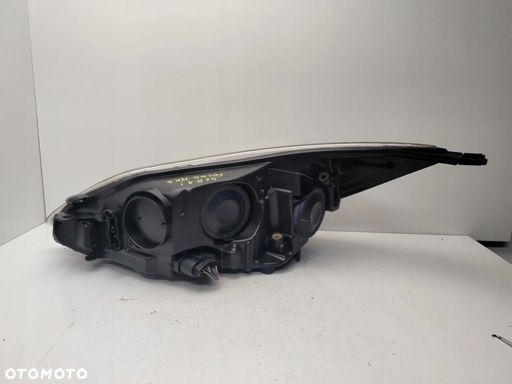 FORD FOCUS MK3 10R- REFLEKTOR LAMPA PRAWY PRZÓD PRAWA PRZEDNIA - 9