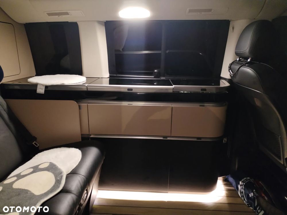 Mercedes-Benz Klasa V 220 d extralang 4Matic 9G-TRONIC Avantgarde Edition 2020 - 25