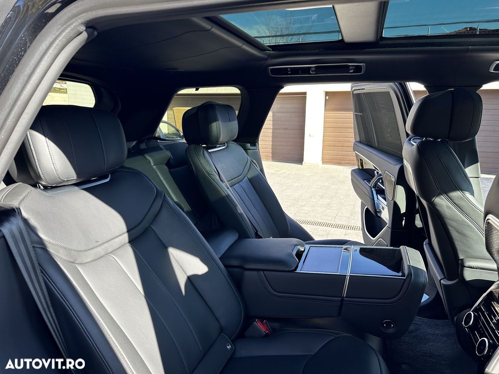 Land Rover Range Rover 4.4 V8 P530 Autobiography - 32