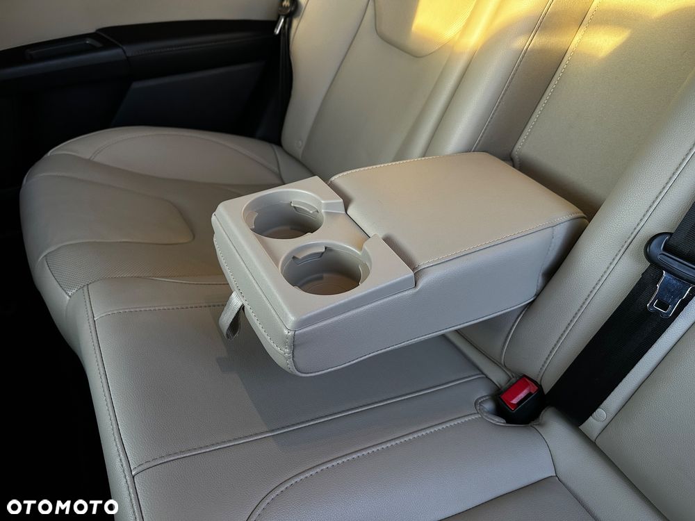 Ford Mondeo 2.0 EcoBoost Titanium S - 17