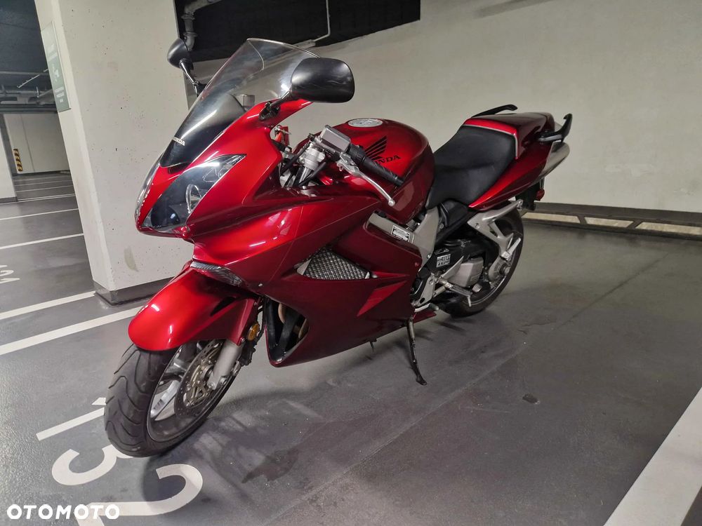 Honda VFR - 1