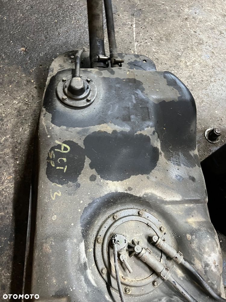 Zbiornik paliwa ssangyong actyon sport 2.0xdi - 2