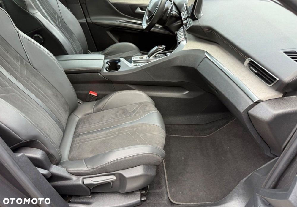 Peugeot 5008 - 16