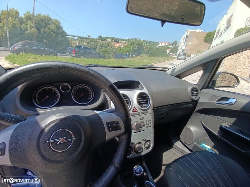Opel Corsa 1.3 CDTI Cosmo - 3