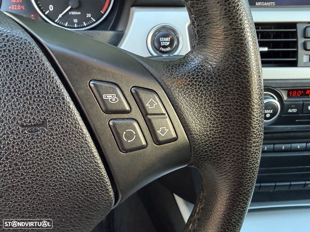 BMW 318 d Navigation - 26
