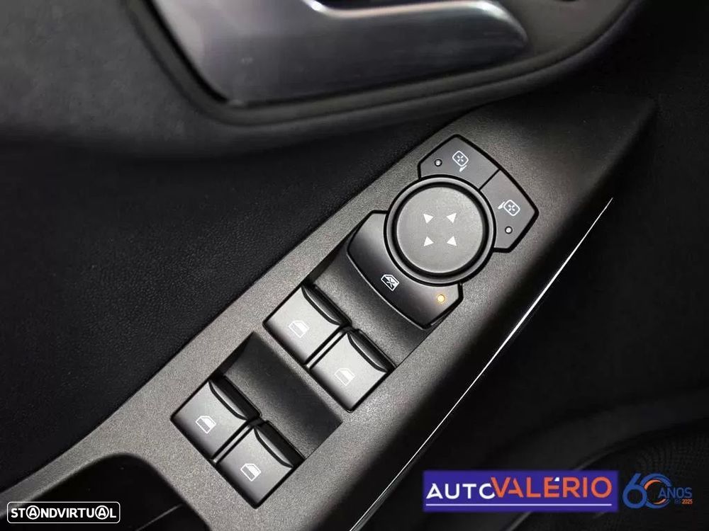 Ford Fiesta 1.0 EcoBoost ST-Line - 11