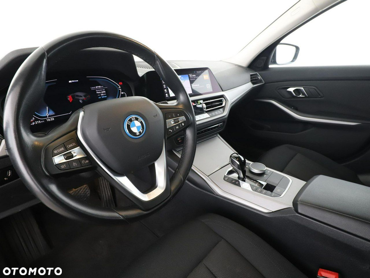BMW Seria 3 320e PHEV - 14