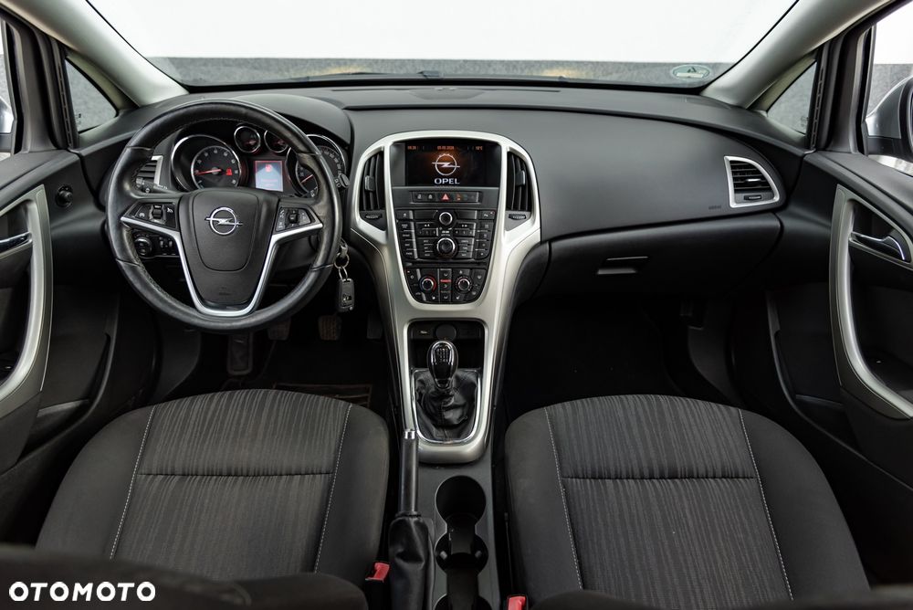 Opel Astra 1.4 Turbo Color Edition - 15