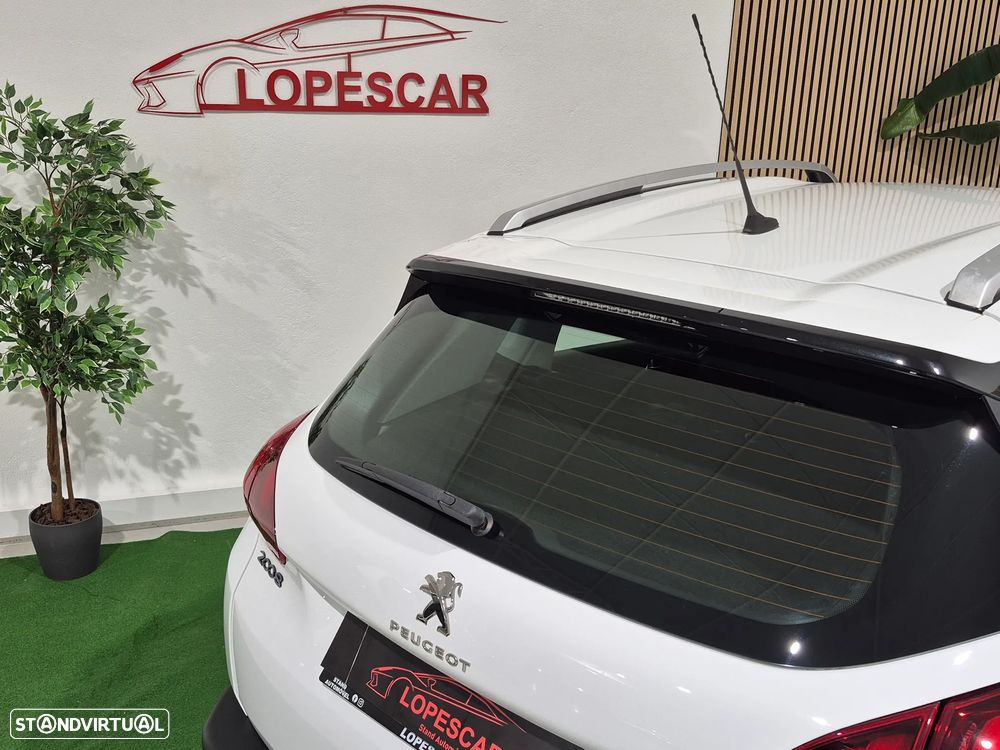 Peugeot 2008 1.2 PureTech Style - 7