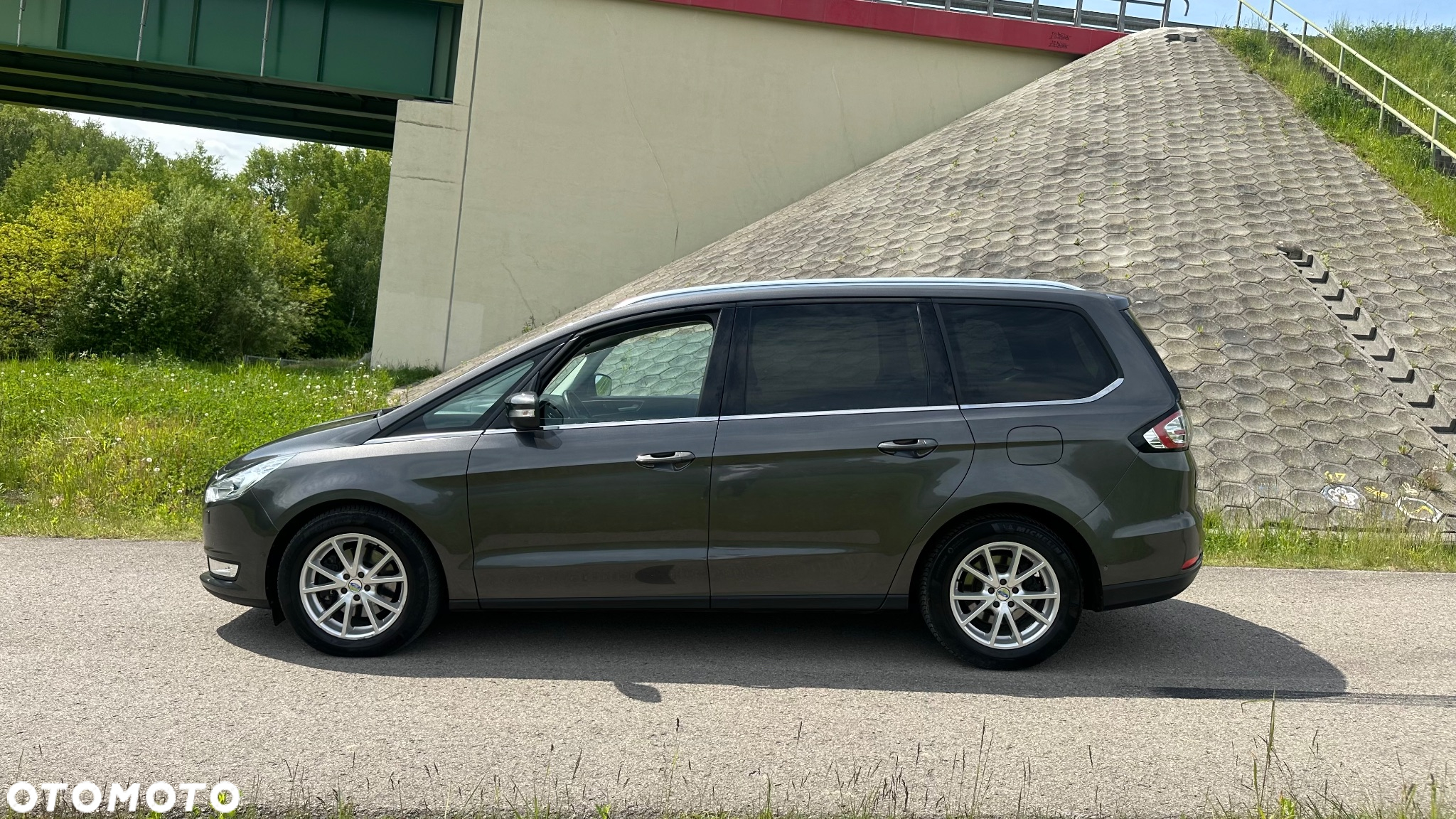 Ford Galaxy 2.0 EcoBlue Twin-Turbo Titanium - 5