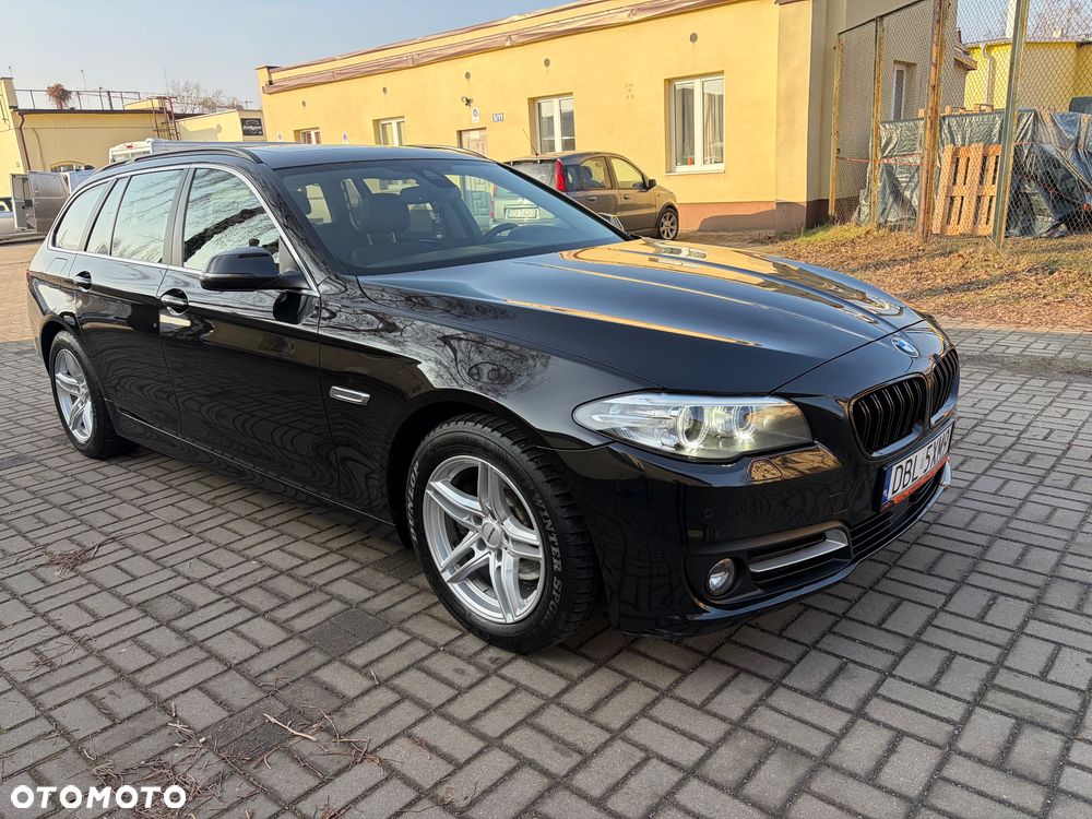 BMW Seria 5 520d xDrive - 3