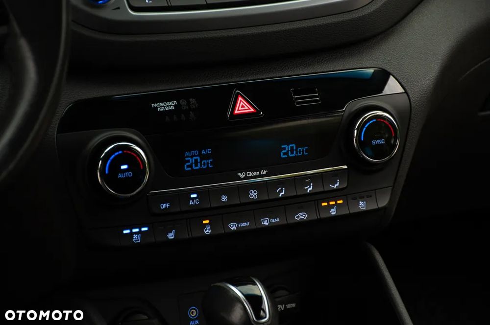 Hyundai Tucson 2.0 CRDi 4WD Automatik Premium - 35