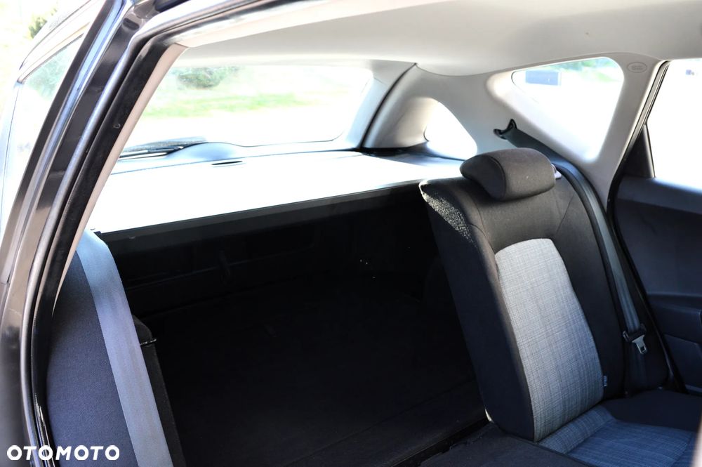Kia Ceed 1.6 Comfort + - 14