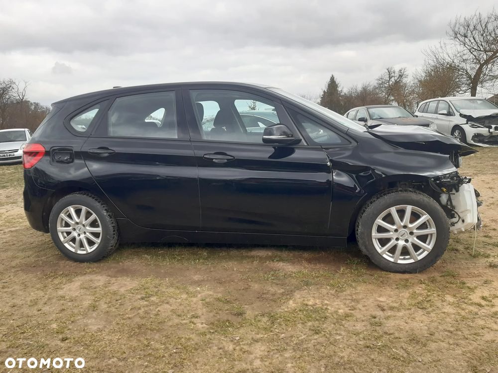 BMW Seria 2 218i - 4
