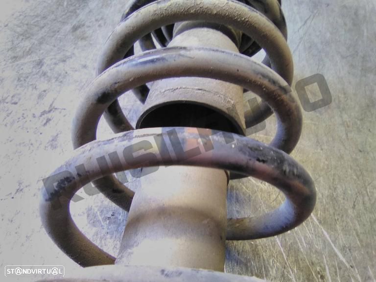 Suspensão / Amortecedor E Mola Frente Direita  Vw Passat B5 Sal - 4