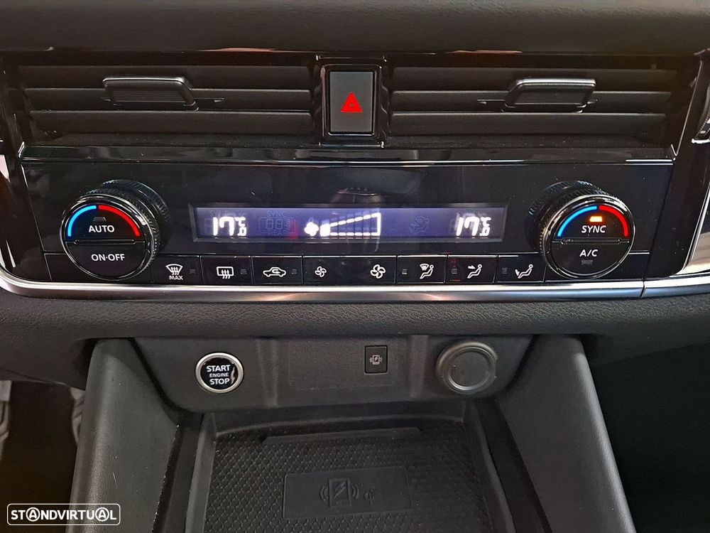 Nissan Qashqai 1.3 DIG-T N-Connecta LED+TT+SKY - 18