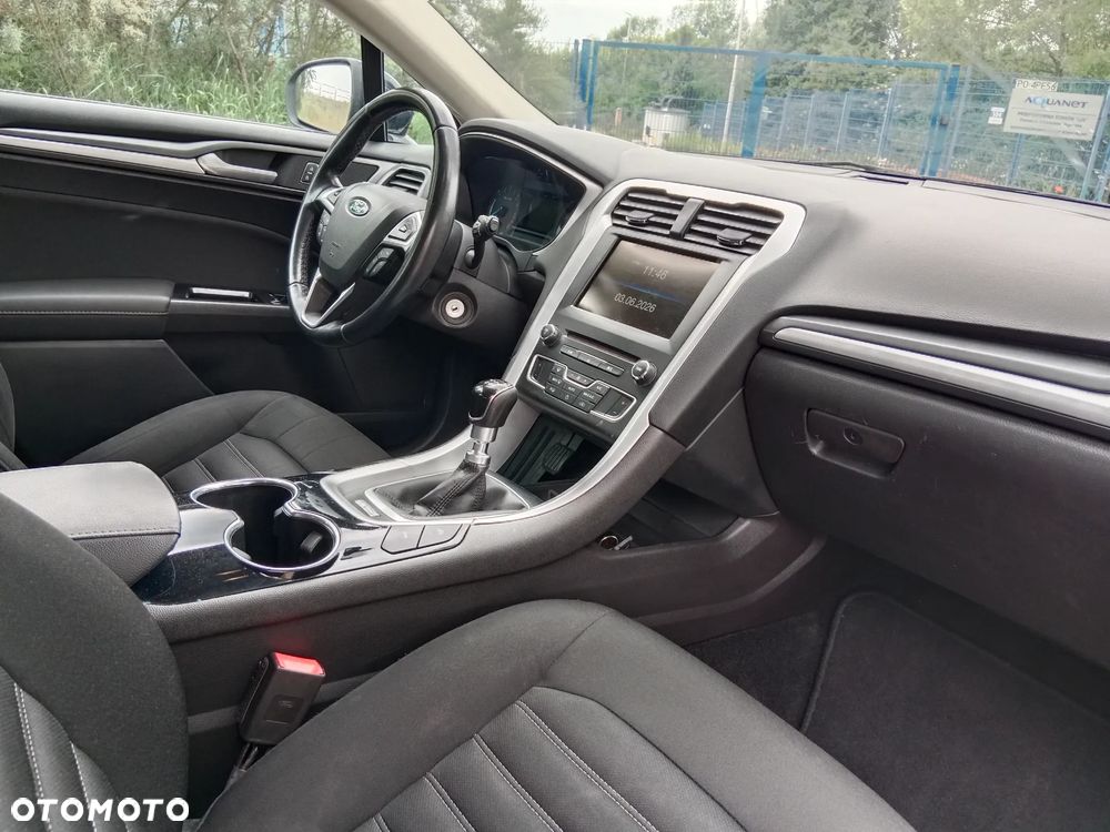 Ford Mondeo - 25