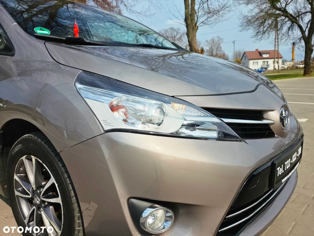 Toyota Verso 1.6 D-4D 5-Sitzer Start/Stop Executive - 11