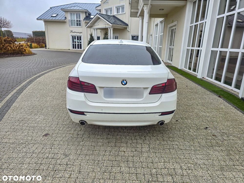 BMW Seria 5 535i xDrive Luxury Line - 13
