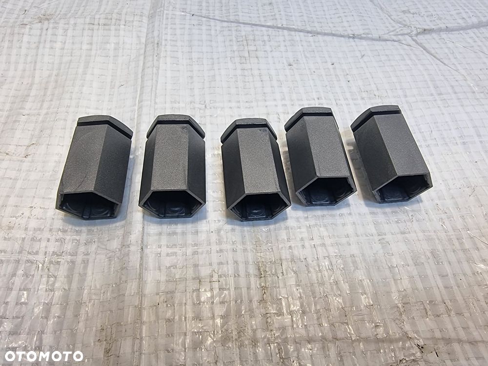 NAKŁADKA NAKŁADKI ŚRUBY KOŁA OPEL ASTRA H III 13160978 NOWA ORYGINAŁ - 2