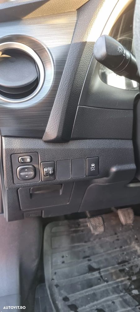 Toyota Auris - 8