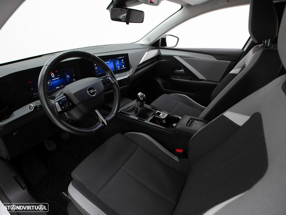 Opel Astra 1.5 D Business — fotografia 7