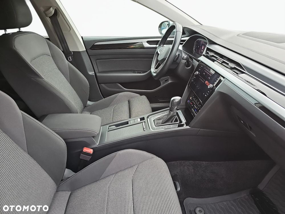 Volkswagen Arteon 2.0 TSI Essence DSG - 10