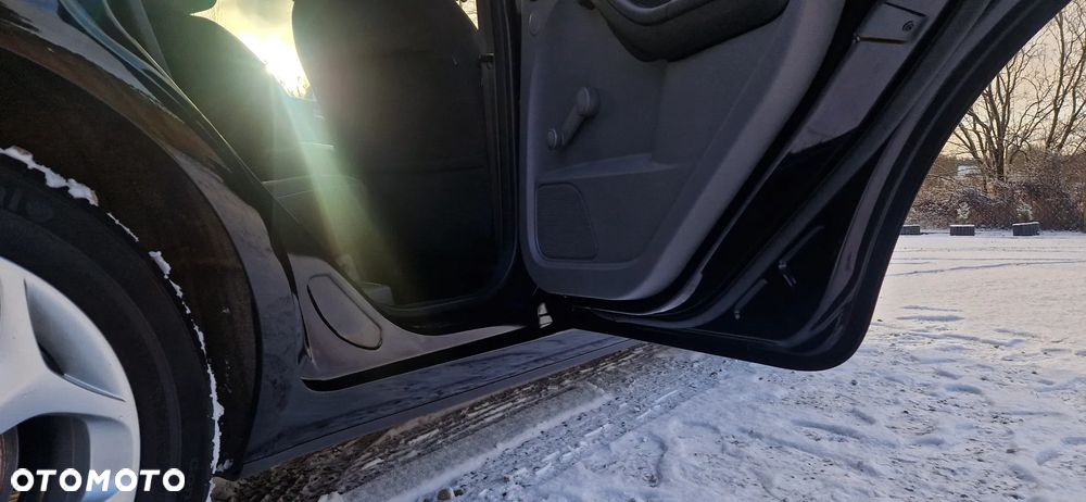 Ford Focus 1.6 16V Style - 28