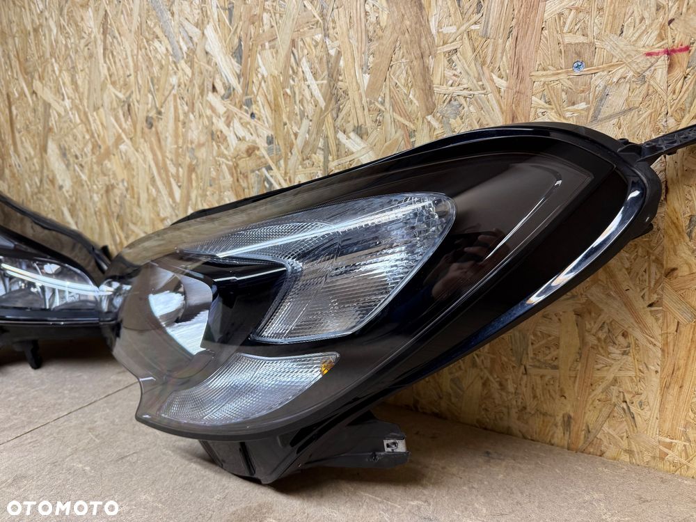 LAMPY LEWA PRAWA KOMPLET OPEL CORSA E ZWYKŁA H7 39108222 13381336 - 24
