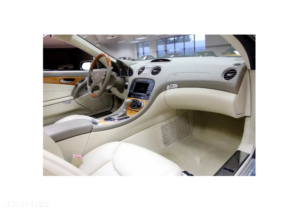 Mercedes-Benz SL 500 7G-TRONIC - 27