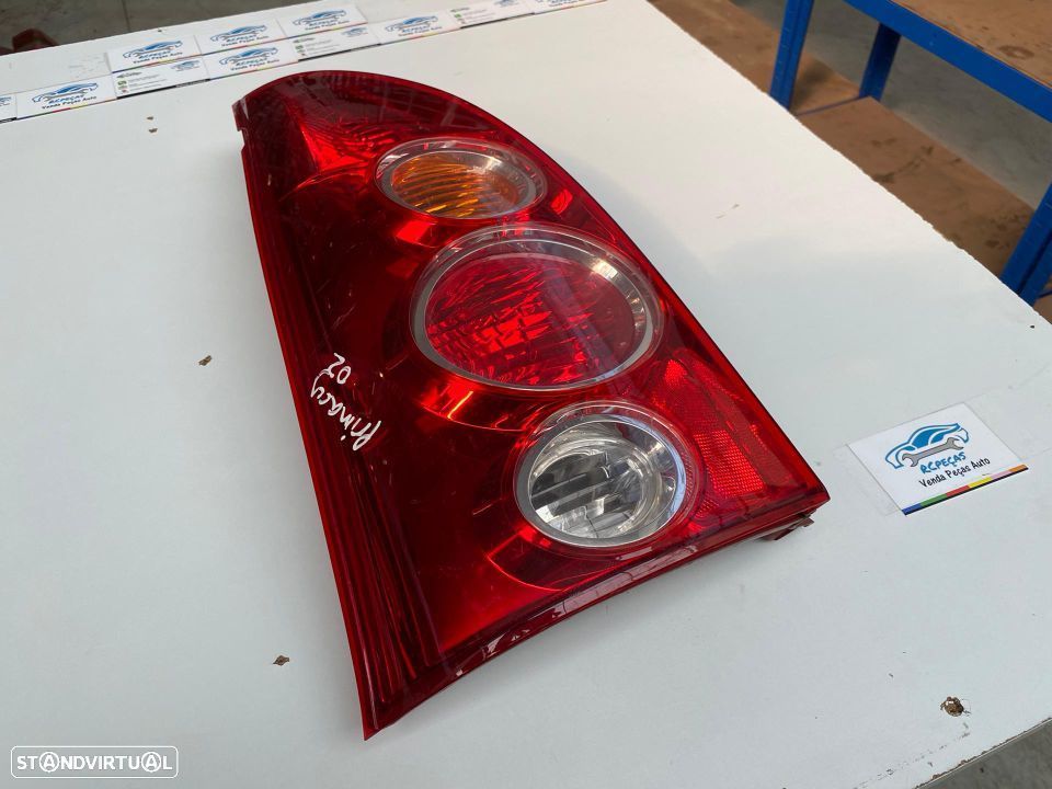 Farolim / Farol Traseiros Esquerdo - Mazda Premacy - 2