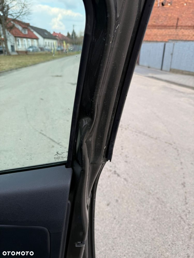 Peugeot 3008 PureTech 130 Stop & Start GPF EAT8 Active - 28