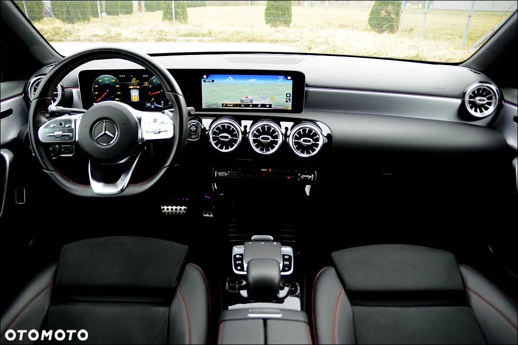 Mercedes-Benz Klasa A 200 7G-DCT AMG Line - 24