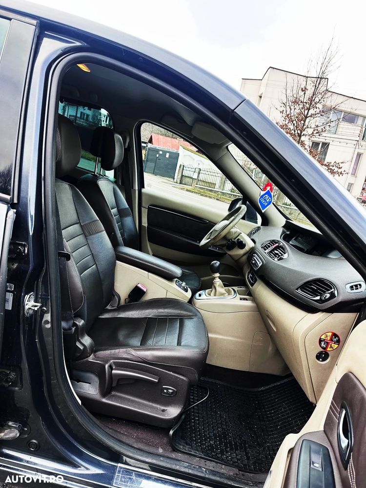 Renault Scenic - 3