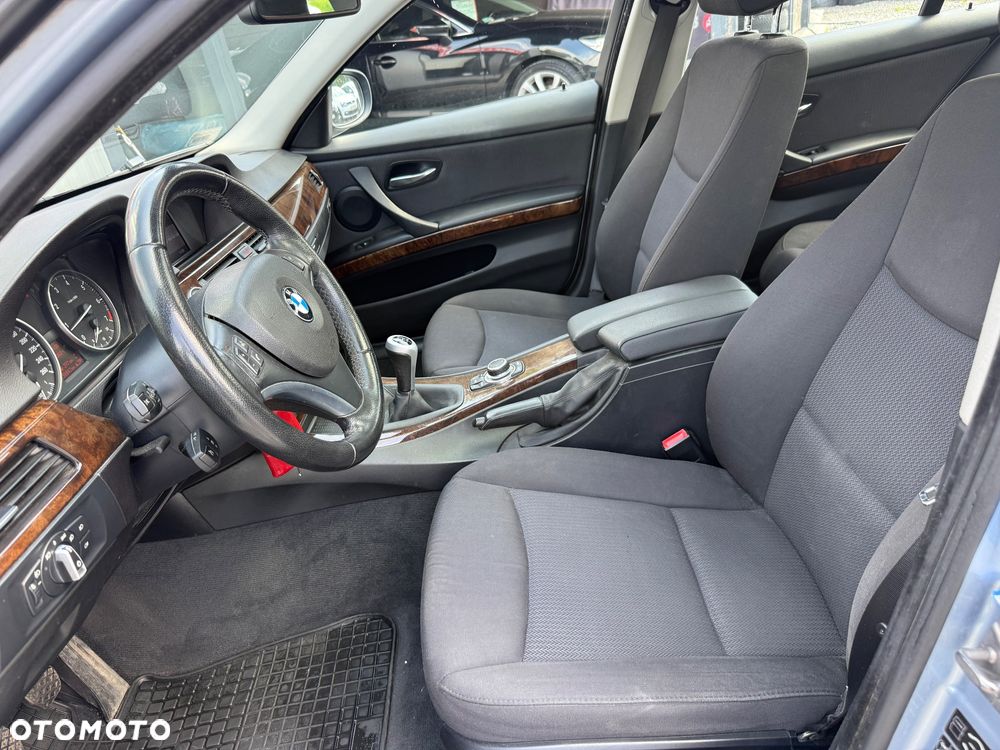 BMW Seria 3 - 11