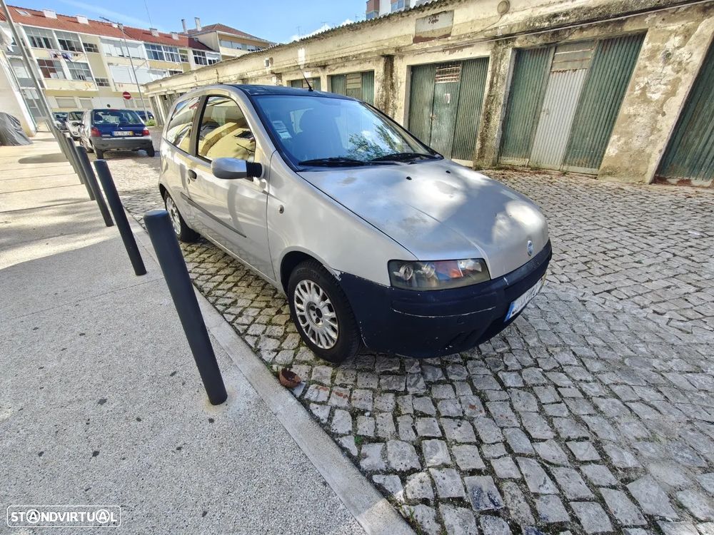 Fiat Punto 1.2 16V HLX - 1