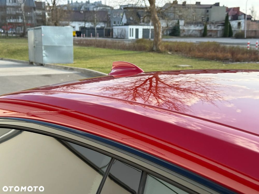 BMW Seria 2 218i - 18