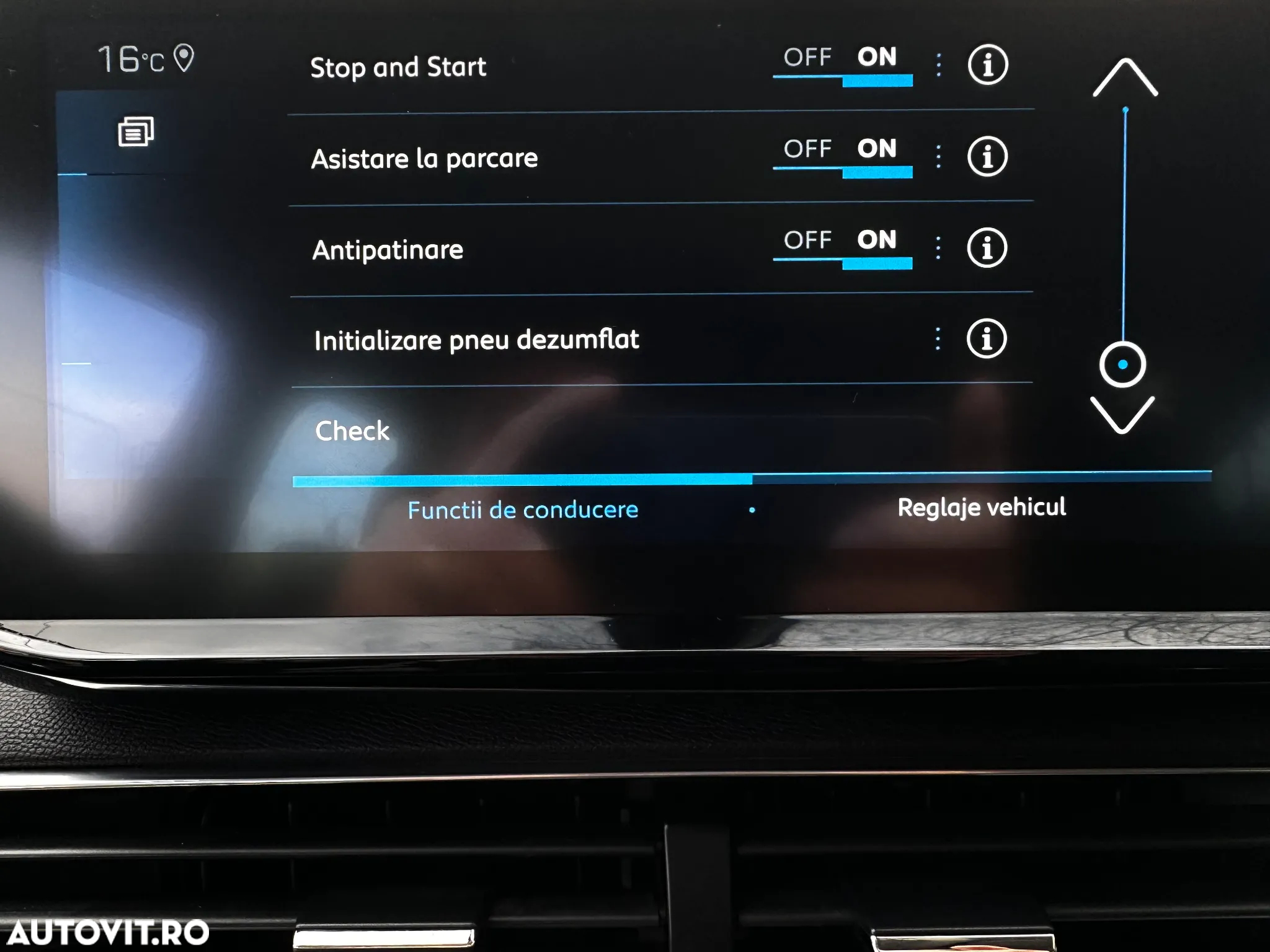 Peugeot 5008 1.5 BlueHDI s&s EAT8 Active - 32