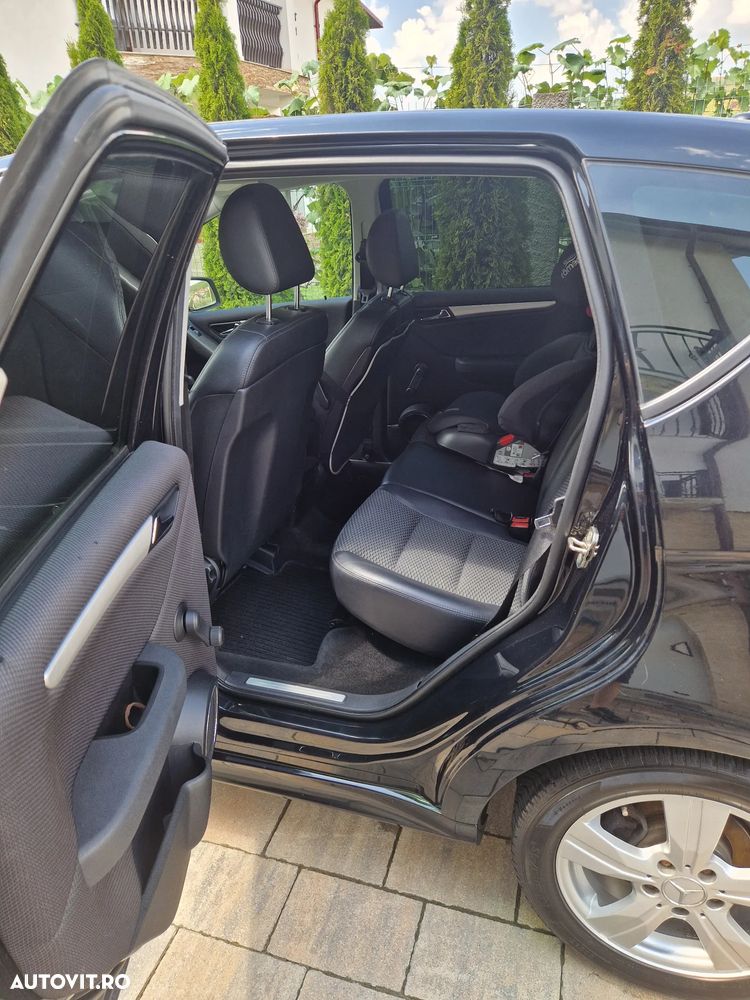 Mercedes-Benz A 180 - 6